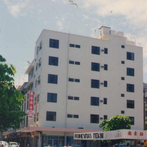 Гостиница Hotel Kinabalu  Кота-Кинабалу